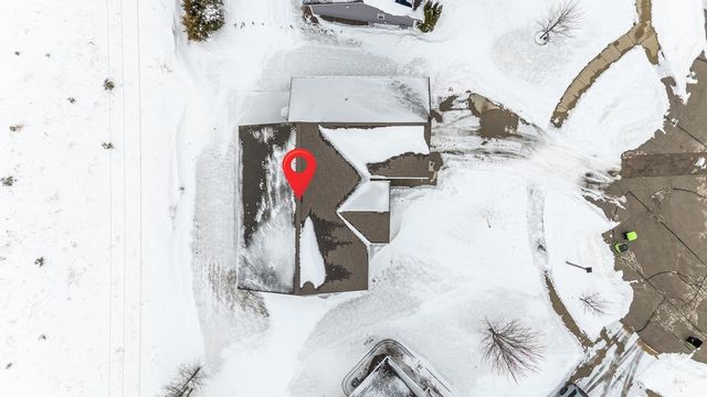 531 S SILVER FOX DRIVE, Kewaskum, WI 53040