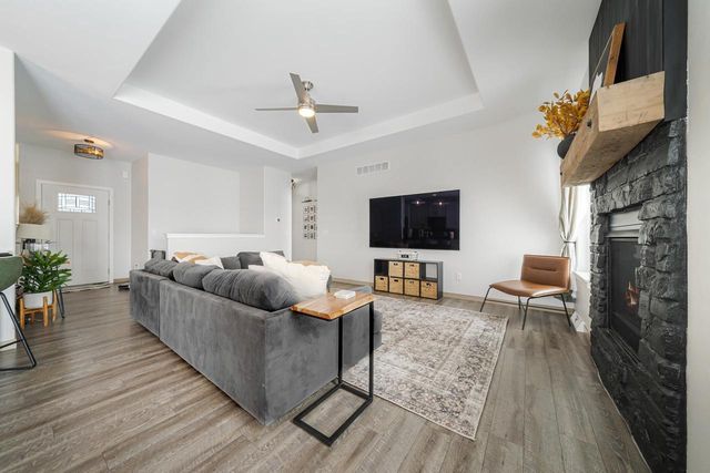 531 S SILVER FOX DRIVE, Kewaskum, WI 53040