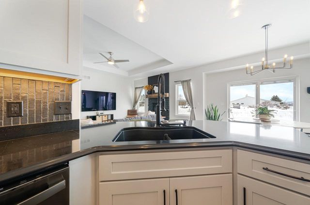 531 S SILVER FOX DRIVE, Kewaskum, WI 53040