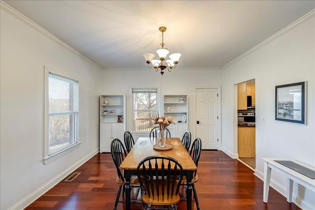 1624 Davis Road, Sadieville, KY 40370