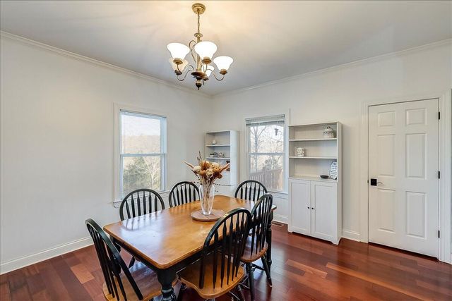 1624 Davis Road, Sadieville, KY 40370