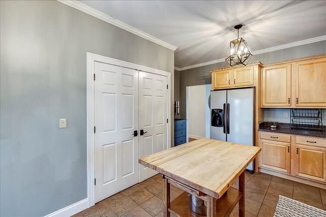 1624 Davis Road, Sadieville, KY 40370