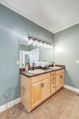 1624 Davis Road, Sadieville, KY 40370