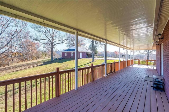 1624 Davis Road, Sadieville, KY 40370