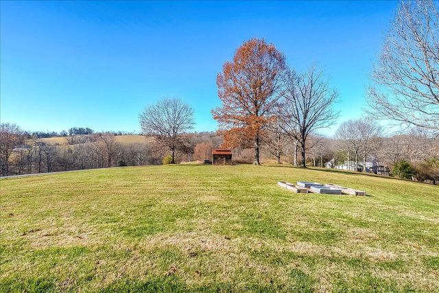 1624 Davis Road, Sadieville, KY 40370