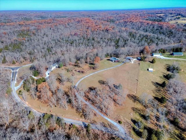 1624 Davis Road, Sadieville, KY 40370