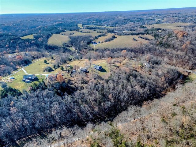 1624 Davis Road, Sadieville, KY 40370