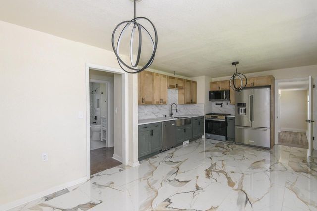 10535 W Bradley ROAD, Milwaukee, WI 53224