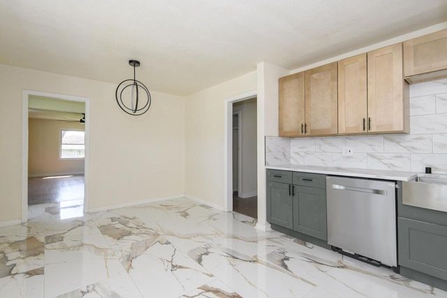 10535 W Bradley ROAD, Milwaukee, WI 53224