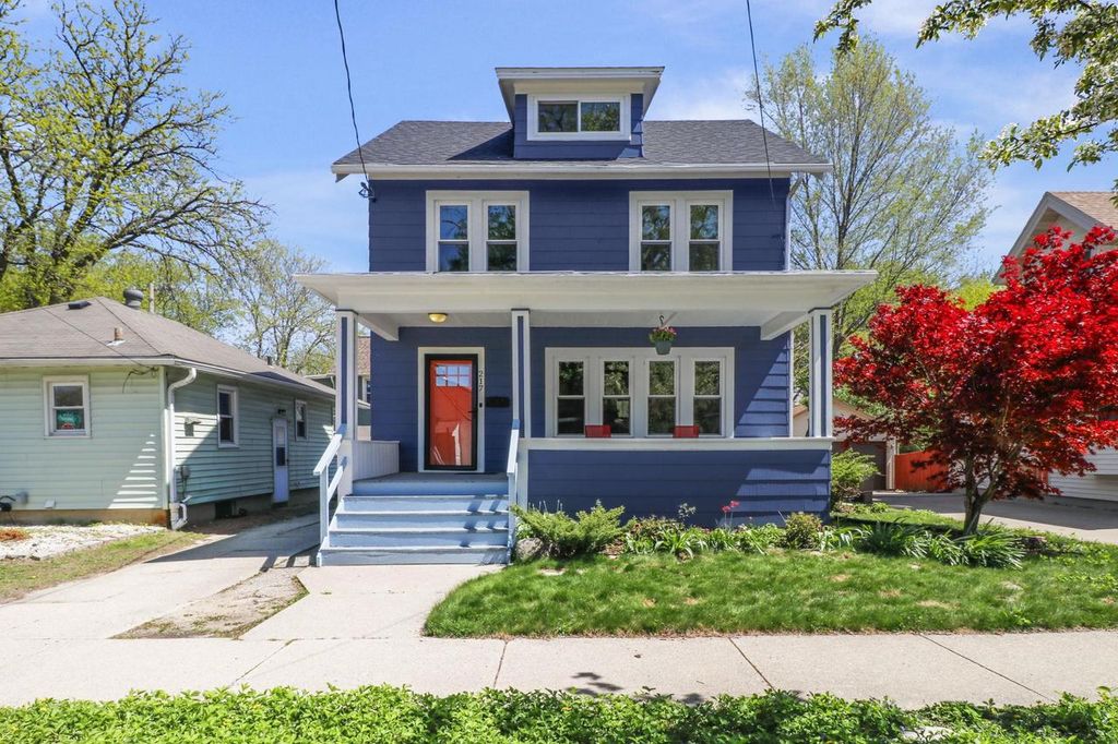 217 3rd Street, Madison, WI 53704