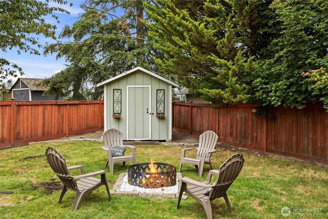2009 147th Street Ct E, Tacoma, WA 98445