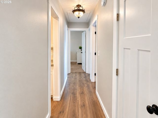 280 Se EVELYN Ave, Gresham, OR 97080