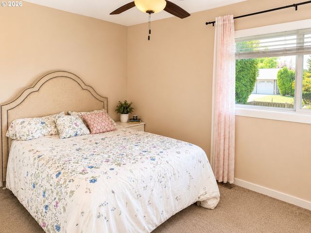 280 Se EVELYN Ave, Gresham, OR 97080