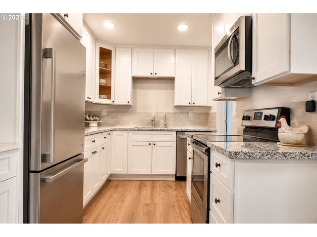 280 Se EVELYN Ave, Gresham, OR 97080