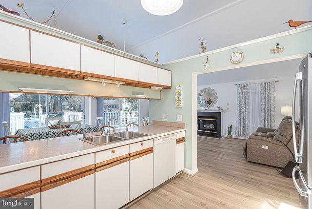 414 OCEAN PKWY, Ocean Pines, MD 21811