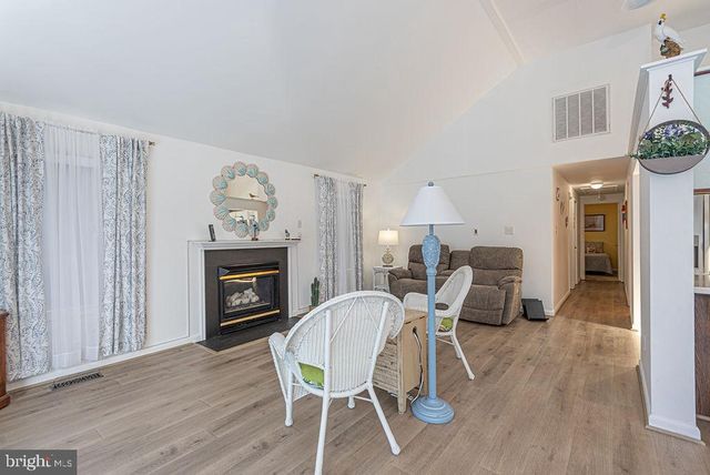 414 OCEAN PKWY, Ocean Pines, MD 21811