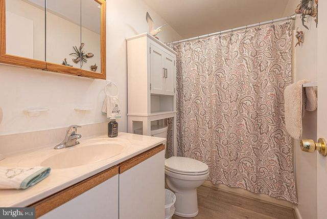 414 OCEAN PKWY, Ocean Pines, MD 21811