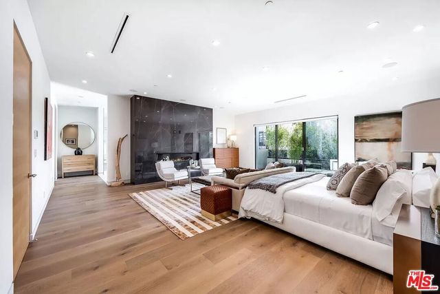 723 N Orlando Avenue, West Hollywood, CA 90069