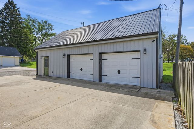 212 E Madison Avenue, Pendleton, IN 46064