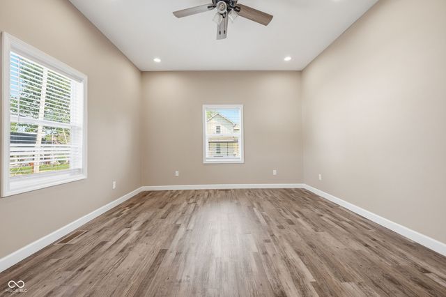 212 E Madison Avenue, Pendleton, IN 46064