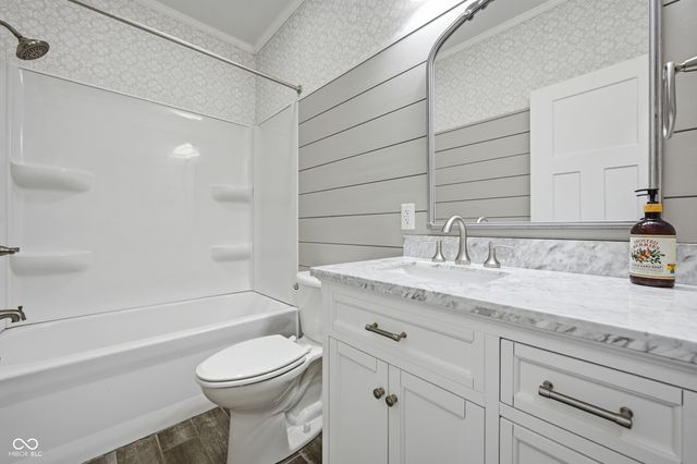 212 E Madison Avenue, Pendleton, IN 46064