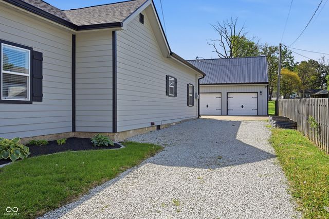 212 E Madison Avenue, Pendleton, IN 46064