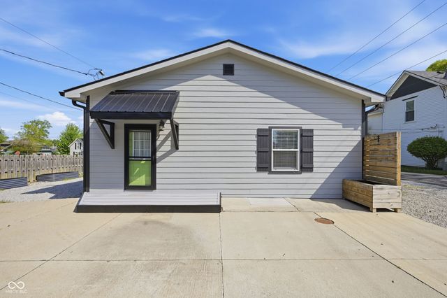 212 E Madison Avenue, Pendleton, IN 46064