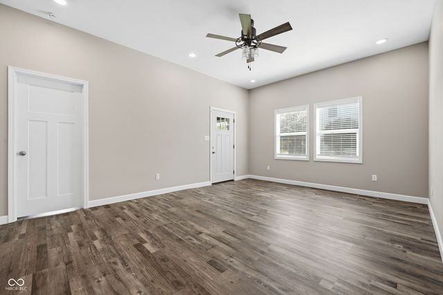 212 E Madison Avenue, Pendleton, IN 46064