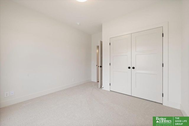 4513 S 203rd Street, Omaha, NE 68135