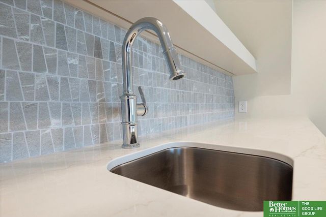 4513 S 203rd Street, Omaha, NE 68135