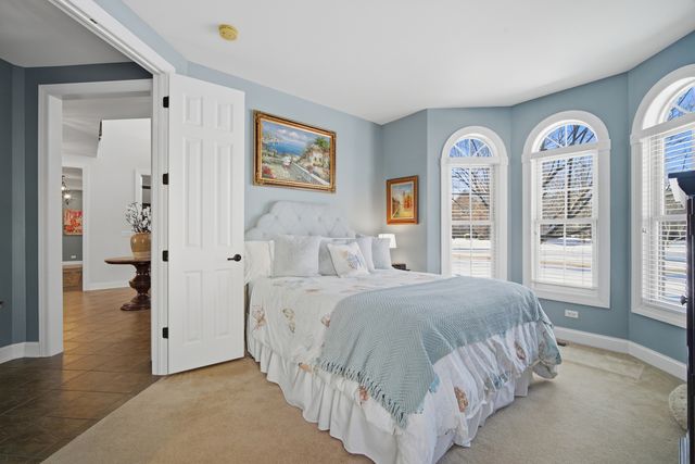 422 Old Mill Circle, Lincolnshire, IL 60069