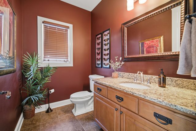 422 Old Mill Circle, Lincolnshire, IL 60069