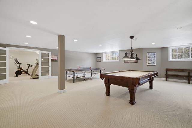 422 Old Mill Circle, Lincolnshire, IL 60069