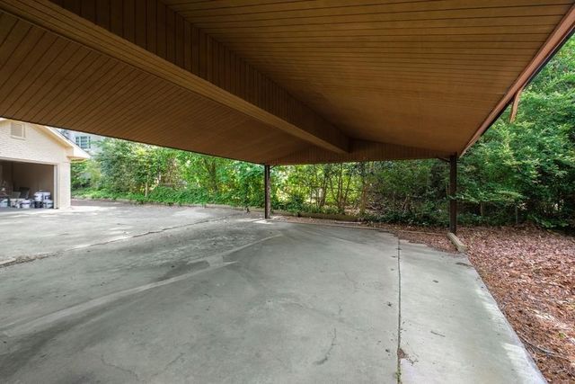 757 Old Ivy NE Road, Atlanta, GA 30342