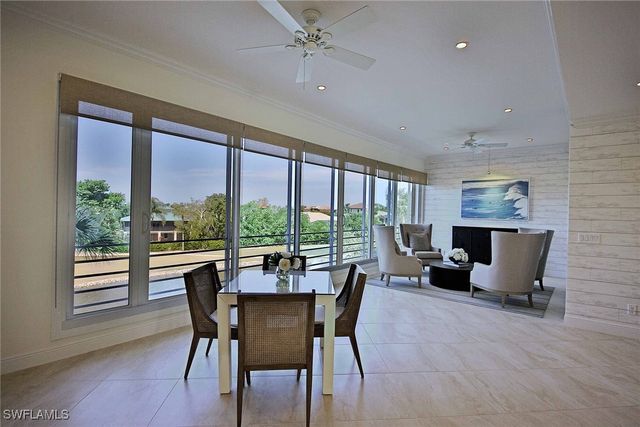 824 Hideaway CIR E 3-324, Marco Island, FL 34145