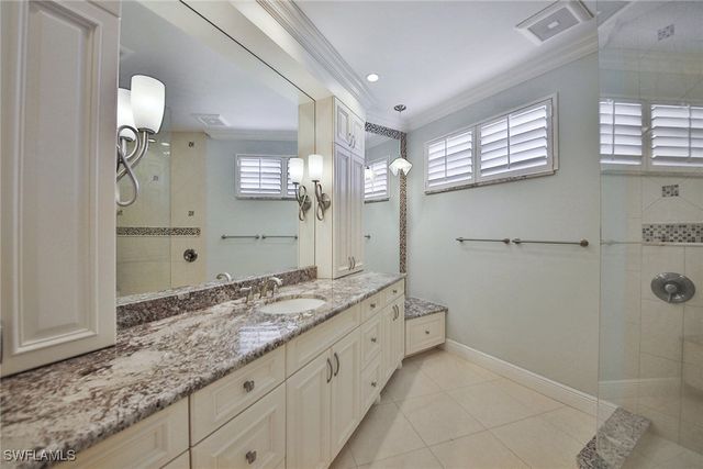 824 Hideaway CIR E 3-324, Marco Island, FL 34145