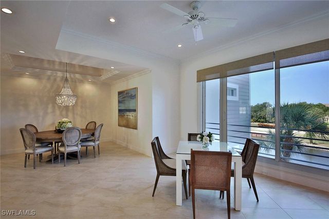 824 Hideaway CIR E 3-324, Marco Island, FL 34145