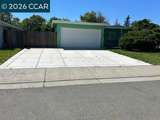 1517 Garfield St, Fairfield, CA 94533