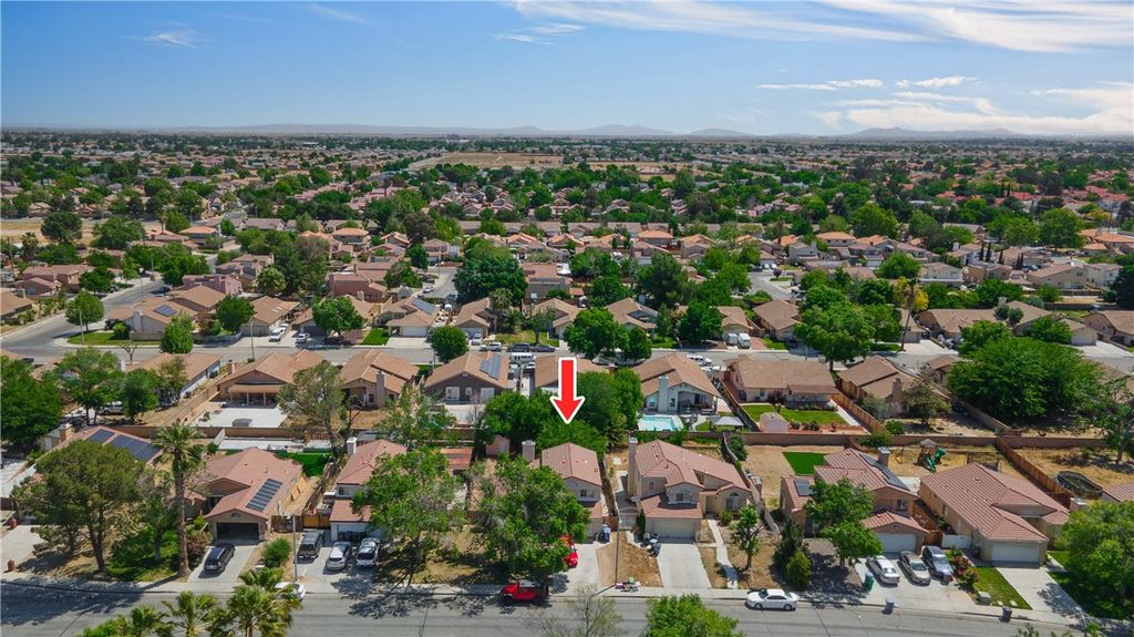 Image 20 of property listing at 44920 Calston Avenue, Lancaster, CA 93535