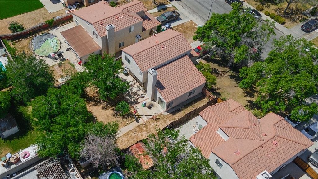 Image 21 of property listing at 44920 Calston Avenue, Lancaster, CA 93535