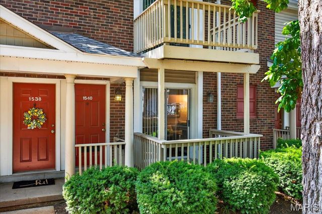 1540 High School Drive, Brentwood, MO 63144