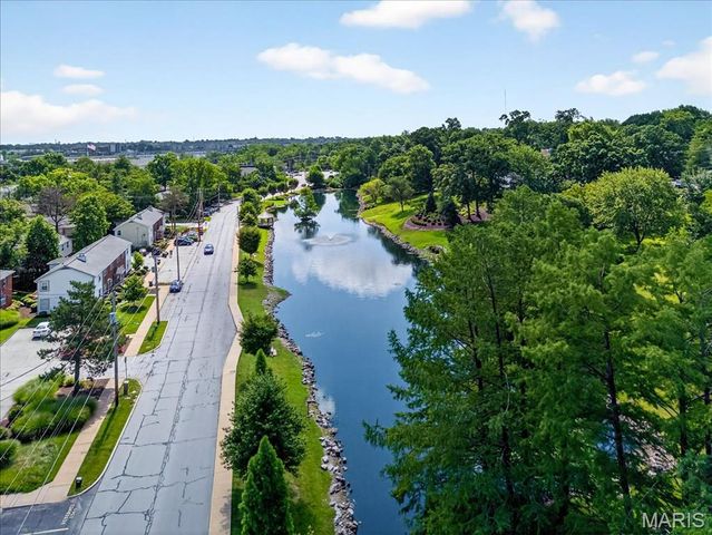 1540 High School Drive, Brentwood, MO 63144