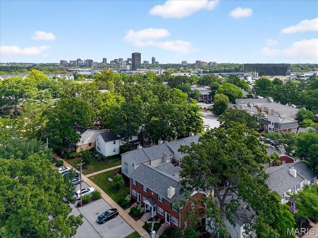1540 High School Drive, Brentwood, MO 63144