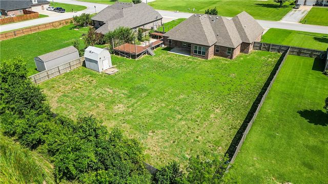 23089 Lawlis Road, Siloam Springs, AR 72761