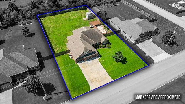 23089 Lawlis Road, Siloam Springs, AR 72761