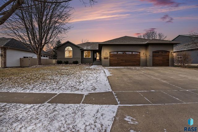 3805 S Bedford Ave Avenue, Sioux Falls, SD 57103