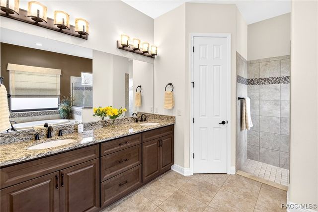 1750 W Westford Path, Hernando, FL 34442