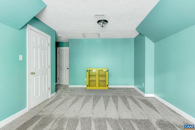 251 IVY GLEN LN, Bumpass, VA 23024