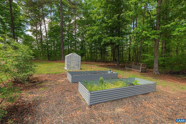 251 IVY GLEN LN, Bumpass, VA 23024
