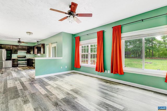 251 IVY GLEN LN, Bumpass, VA 23024
